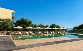 Belle Helene Hotel